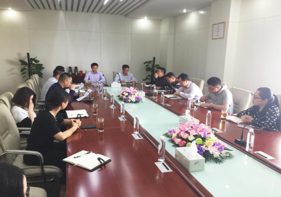 图片尺寸:567 x 398 2018年东吴黄金目标责任书签订仪式(images 1)