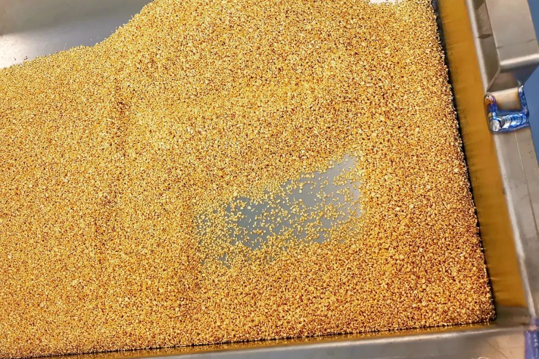 一线亲历 | 标准金锭是怎么制成的？（images 4）