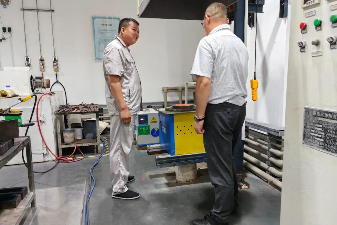 一线亲历 | 标准金锭是怎么制成的？（images 8）