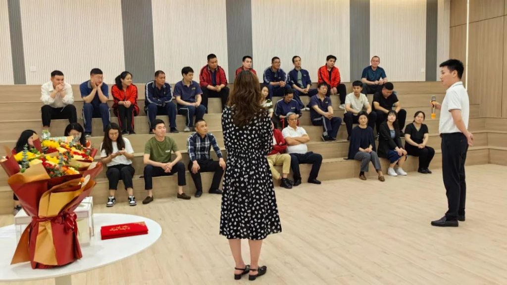 岁月如歌 | 东吴黄金举办2023退休员工欢送会（images 4）